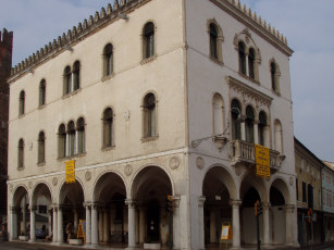 2007 - Noale (VE) - Palazzo della Loggia